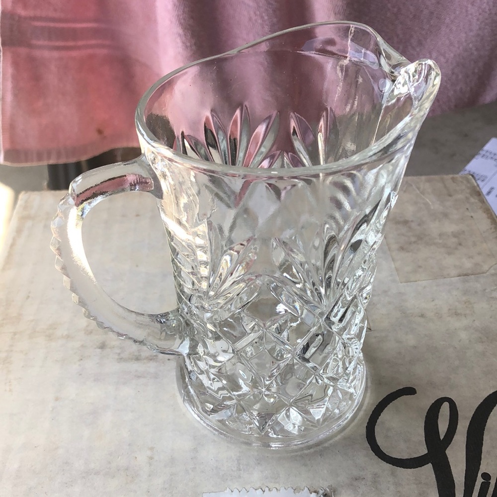 Creamer/ pitcher